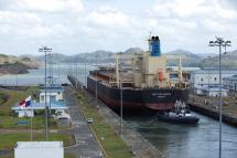 Canal de Panamá normalizará tránsito de buques desde agosto tras restricciones por sequía