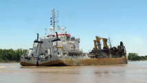 Se realizan tareas de mantenimiento del dragado en el río Uruguay