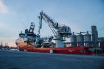 La operatoria del dia en Puerto Quequén: Las anclas
