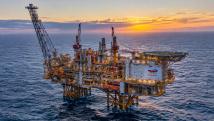 TotalEnergies proyecta inversiones por USD 10.000 millones en Argentina con foco en Vaca Muerta y el offshore