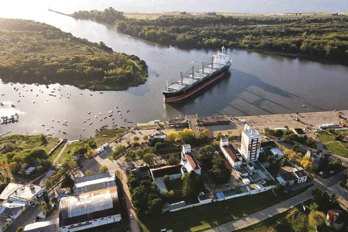 Convocan a desarrollar los puertos de Entre Ríos