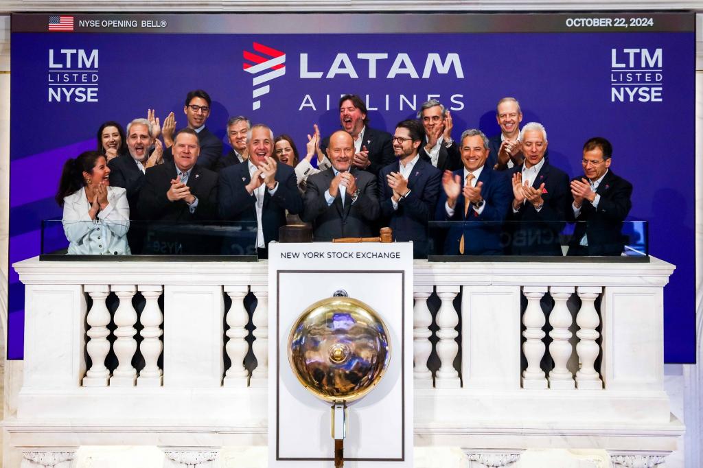 Buen momento de LATAM y sólidas proyecciones financieras acompañan ceremonia del Ring the Bell e Investor Day de LATAM en Bolsa de NY