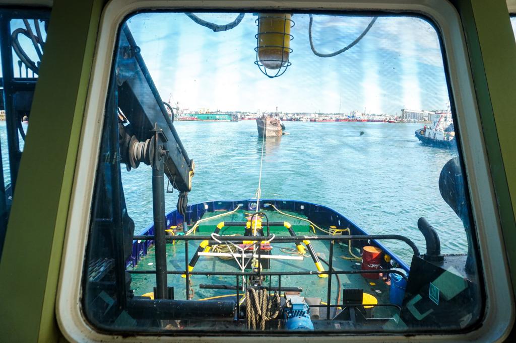 Se derivó otro buque al parque submarino y el puerto superó los 1.200 metros de frente de amarre recuperados 