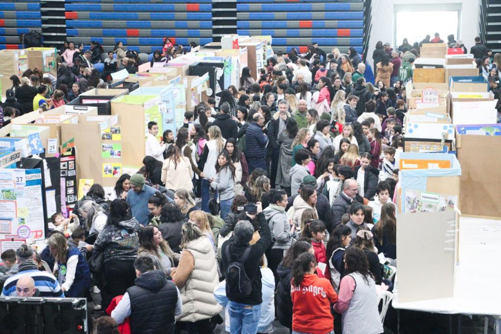 Bahía Blanca vivió una nueva edición de la Feria Distrital de Educación, Arte, Ciencia y Tecnología