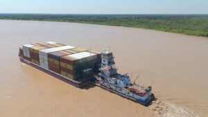 Guaran Feeder incorpora tecnología inteligente y moderniza su flota de remolcadores en la hidrovía Paraguay-Paraná