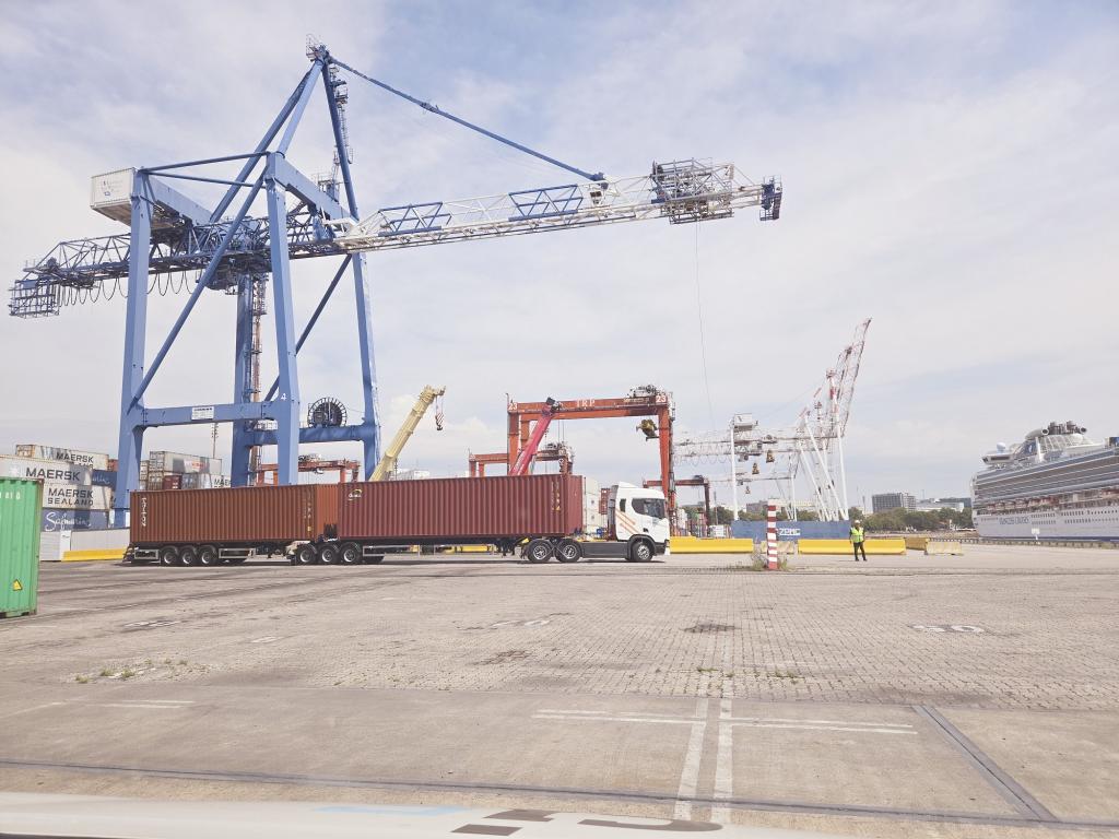 “Bitrenes, GNC y estándares globales”: la hoja de ruta de Yusen Logistics para una Argentina que se abre al mundo
