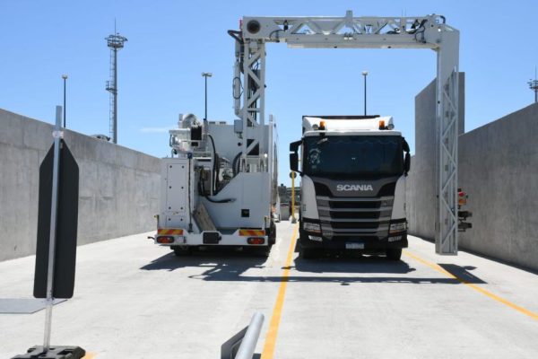 Uruguay escanea en Montevideo 0,89% del total de contenedores procedentes de Paraguay en 10 meses