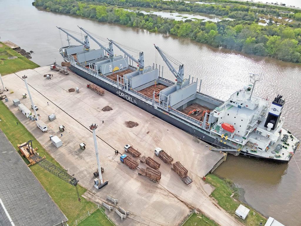 Se completó un embarque récord en el Puerto de Concepción del Uruguay