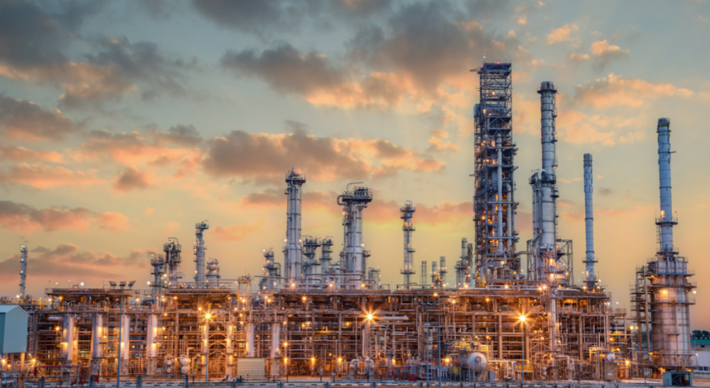 India ajusta el tablero energético: control semanal del crudo ruso en plena pulseada comercial con EE.UU.*