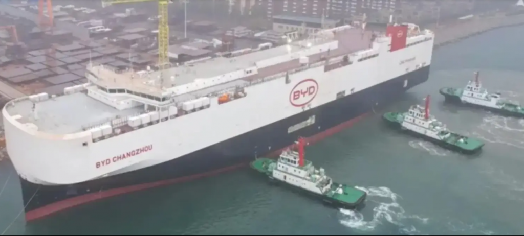 BYD mueve ficha en la logística regional y trae autos eléctricos a la Argentina en un buque propio