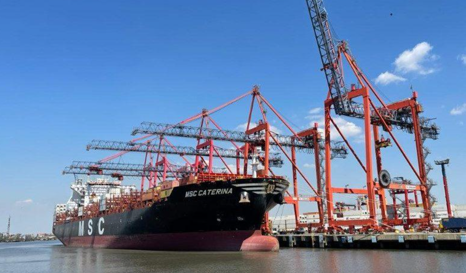 Dock Sud reafirma su liderazgo en contenedores y sostenibilidad a siete años de su creación