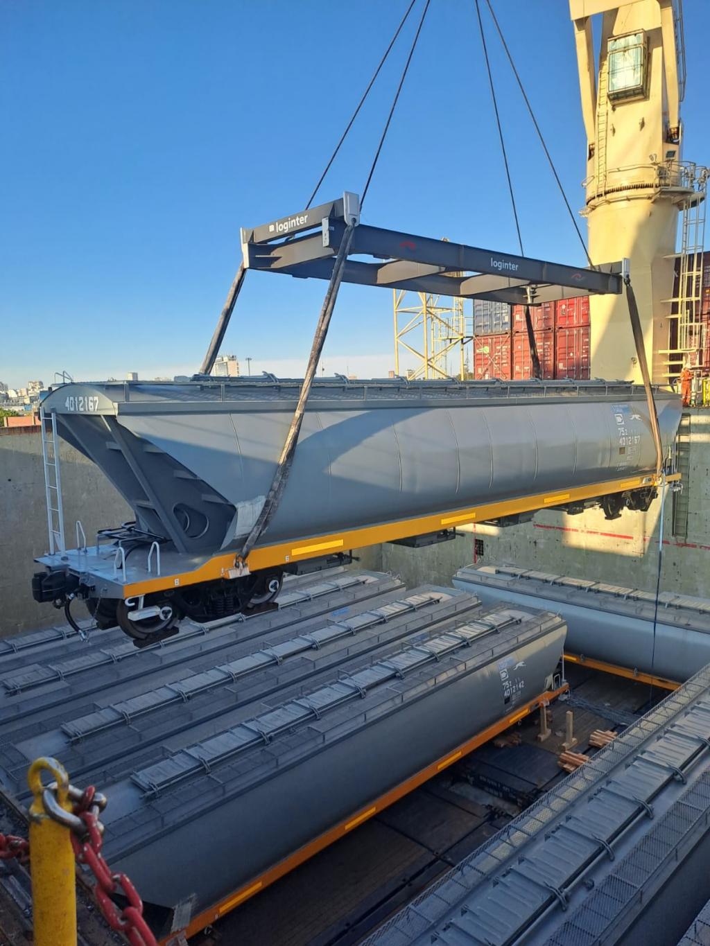 Loginter descargó 45 nuevos vagones para fortalecer el Belgrano Cargas en plena campaña agrícola 