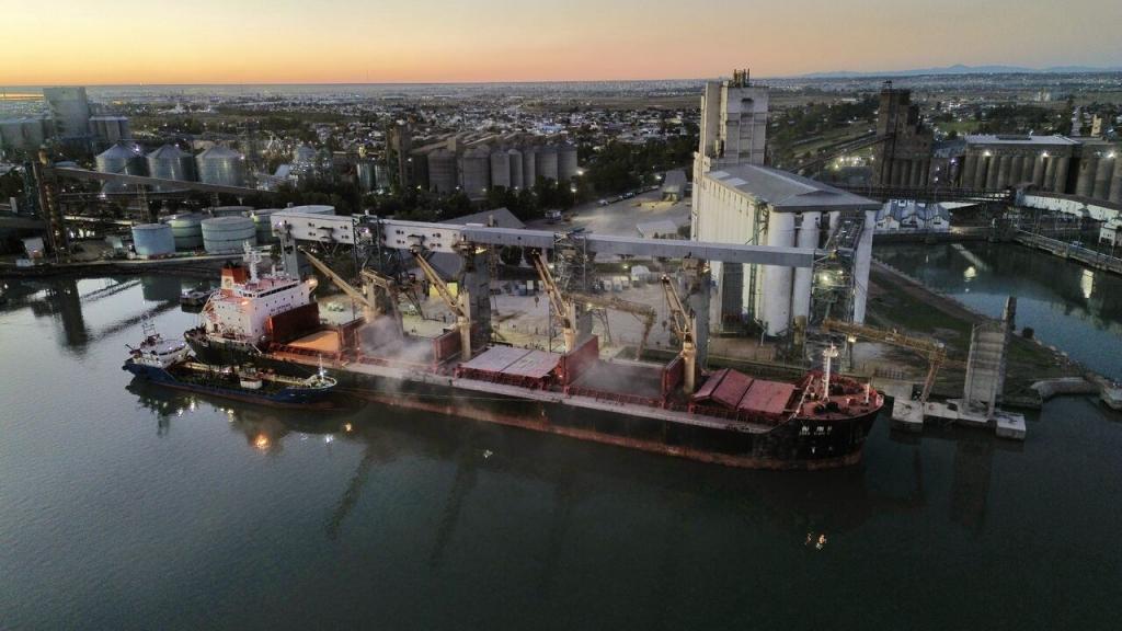 Bahía Blanca proyecta otra semana de fuerte actividad con más de 571 mil toneladas movilizadas