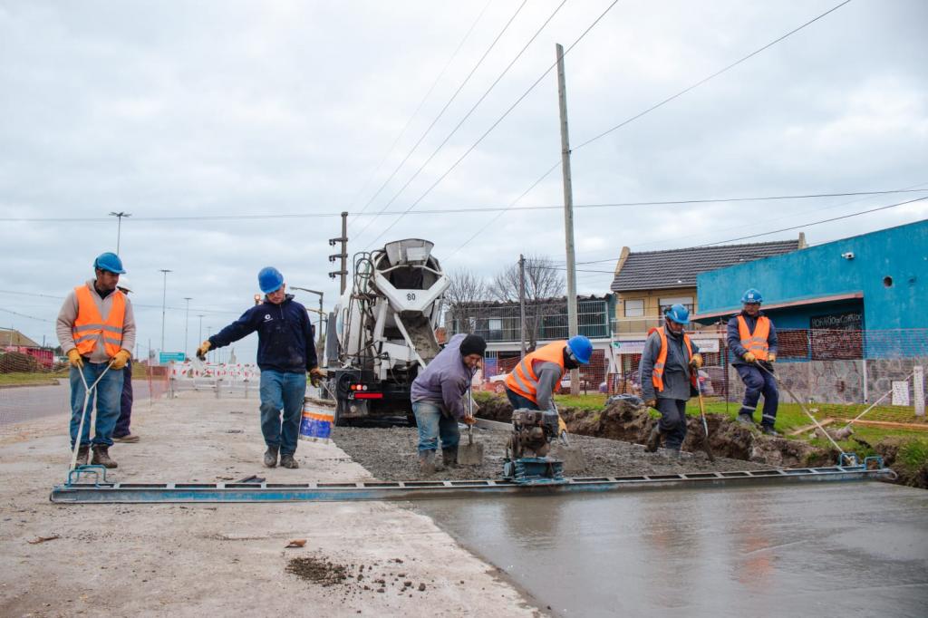 Avanzan las obras de reparación integral en la avenida Almirante Brown
