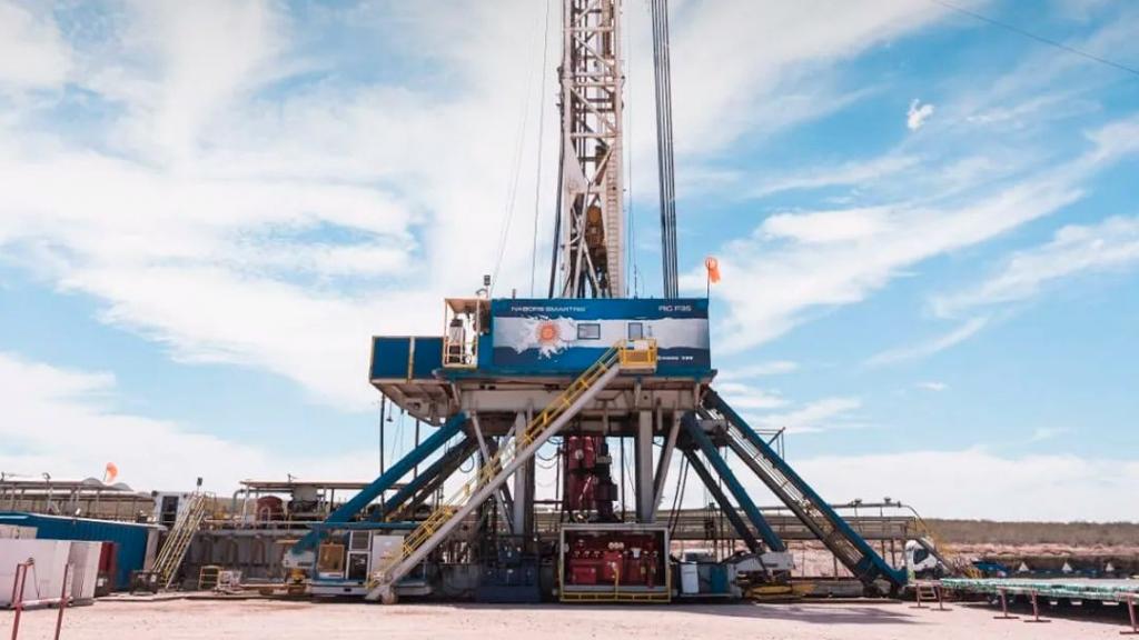 YPF suma a Eni y XRG al proyecto Argentina LNG y acelera el desarrollo exportador de Vaca Muerta