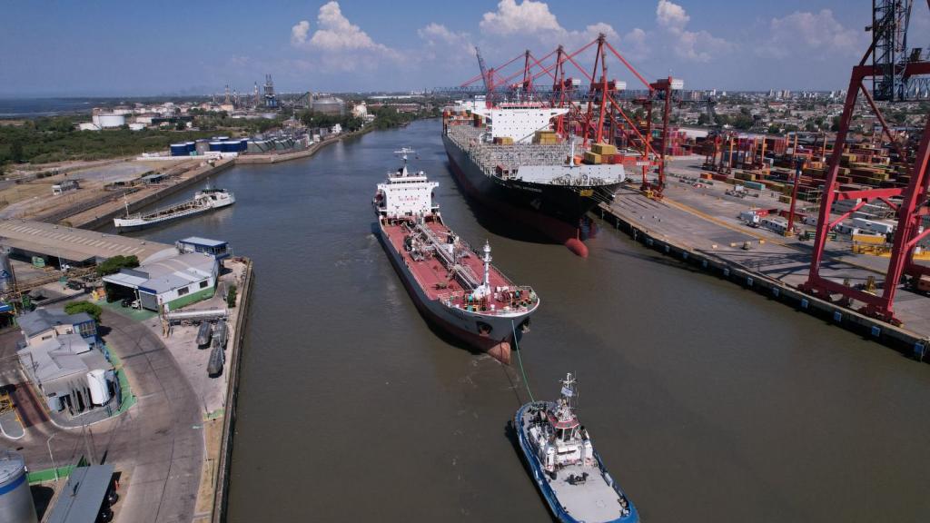 Dock Sud se consolida como el gigante de los contenedores y polo clave de energía en el inicio de 2026