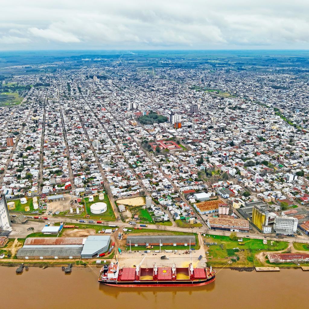 Concepción del Uruguay concretó una nueva exportación de harina de soja NoGMO a Dinamarca