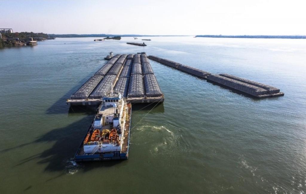 Paraguay busca ampliar el rol de sus marinos en la Hidrovía y crece la preocupación por la seguridad en aguas argentinas