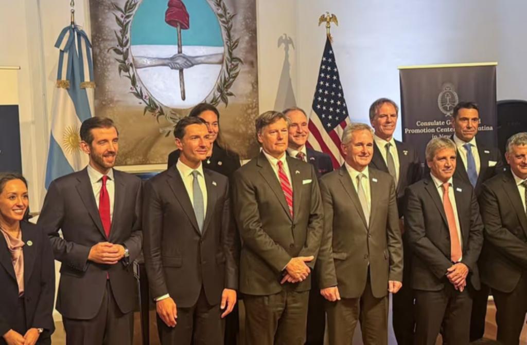 Argentina y Estados Unidos lanzaron un corredor para conectar Vaca Muerta y la minería con los puertos del Atlántico