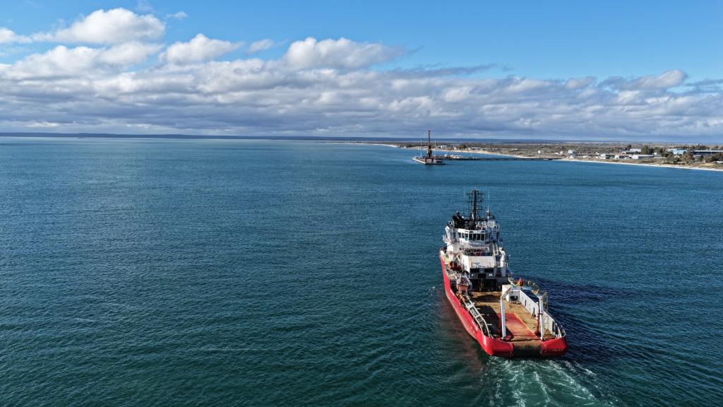 Bahía Grande participará de los estudios geotécnicos del proyecto Argentina LNG de YPF y ENI