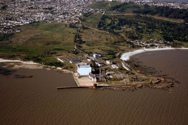 Uruguay busca recuperar carga paraguaya que migró hacia puertos argentinos y apuesta por Punta Sayago