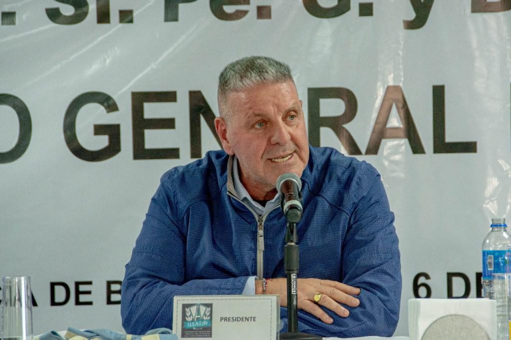 La Secretaría de Trabajo reconoció a Mario Lavia al frente de la Federación de Petroleros